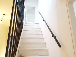 Interieur, interieurstylist, interieurarchitect, horeca interieur, horeca, winkel winkelinterieur, bar voetsteps, flessenhemel, flessenrek, baropbouw, tafel, tafels, balustrade, balustrade op maat, design, interieurontwerp, café, bar, hotel, restaurant, wijnkast, wijnrek, industrieel wijnrek, industriële wijnkast, horeca aankleding, industrieel kledingrek, broekenwand, broekenkast, industriële kledingrekken, kassa, vitrine, vitrinekast, zwart staal, staal op maat, op maat gemaakt, gecoat, 3d tekeningen, interieurbouw, interieur op maat, tafelpoten, barkruk, glazenrek, paskamer, design, staal, RVS, kast van staal, stalen deuren, deuren van staal, deuren van staal en glas, ontwerp, op maat, trap, aankleding, industriële wijnkast, industrieel wijnrek, windscherm, terras, fietsenrek, fietsenhok, lamp, lampen, verlichting, rek, trapleuning, traphekje, , balustrade op maat, balustrade van staal, industriële wandkast, industriële kast, leuning, kapstok, schoenenrek, wandplank, vakjeskast van staal, industriële vakjeskast, stalen deuren, deuren van staal, stalen deuren op maat, deuren van staal op maat, taatsdeuren van staal, schuifdeuren van staal, stalen schuifdeuren, tafelpoten van staal, matrixpoten van staal. Kruispoten van staal. Onderstel van staal, tv-wand van staal,