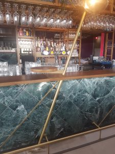 Interieur, interieurstylist, interieurarchitect, horeca interieur, horeca, winkel winkelinterieur, bar voetsteps, flessenhemel, flessenrek, baropbouw, tafel, tafels, balustrade, balustrade op maat, design, interieurontwerp, café, bar, hotel, restaurant, wijnkast, wijnrek, industrieel wijnrek, industriële wijnkast, horeca aankleding, industrieel kledingrek, broekenwand, broekenkast, industriële kledingrekken, kassa, vitrine, vitrinekast, zwart staal, staal op maat, op maat gemaakt, gecoat, 3d tekeningen, interieurbouw, interieur op maat, tafelpoten, barkruk, glazenrek, paskamer, design, staal, RVS, kast van staal, stalen deuren, deuren van staal, deuren van staal en glas, ontwerp, op maat, trap, aankleding, industriële wijnkast, industrieel wijnrek, windscherm, terras, fietsenrek, fietsenhok, lamp, lampen, verlichting, rek,