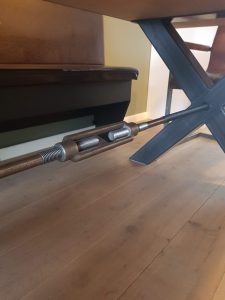 Industriële tafelpoten, Visgraat tafel, eetkamertafel, tafel, x poten van staal, matrix tafelpoot van staal, H tafelpoot van staal, stalen tafelpoten, stalen tafelpoot op maat. Eetkamertafel op maat, tafel op maat. Eiken tafel, boomstam tafel, ovale tafel, zwarte tafel. Tafel met stalen rand, zwart tafel, vergadertafel, salontafel, industriële tafel, stalen tafelpoten op maat, maatwerk tafel