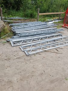 terras op het water, Steiger, poort, bloembak, bloembakken, plantenbak, plantenbak van staal, bloembak van staal, plantenbak op maat, bloembak op maat, bloembak cortenstaal, plantenbak cortenstaal, lamp, buitenlamp, lamp staal, lamp cortenstaal. Tuinscherm op maat, tuinschermen op maat, tuinscherm cortenstaal, tuinscherm staal, poorten van staal, poort op maat, voordeur portaal, overkapping van staal, tuinbank van staal en hout, tuintafel staal en hout. Cortenstaal tuinartikelen, Stalen tuinartikelen, tuin op maat.bordes staal, bordes cortenstaal, windscherm, staal op maat, cortenstaal op maat. Tuinverlichting, tuinverlichting op maathoreca, terras, fietsenstalling van staal, cortenstaal