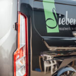 Nieuwe bus, Siebendesign, Autobelettering Eindhoven.nl, Fotonicolai.nl, Bestpoint productions, Maatwerk staal, Interieurbouw in staal, lassen, 3d cad, werkplaats, vakmanschap, Sieben design en techniek