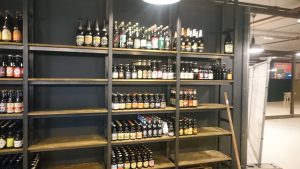 Interieur, interieurstylist, interieurarchitect, horeca interieur, horeca, winkel winkelinterieur, bar voetsteps, flessenhemel, flessenrek, baropbouw, tafel, tafels, balustrade, balustrade op maat, design, interieurontwerp, café, bar, hotel, restaurant, wijnkast, wijnrek, industrieel wijnrek, industriële wijnkast, horeca aankleding, industrieel kledingrek, broekenwand, broekenkast, industriële kledingrekken, kassa, vitrine, vitrinekast, zwart staal, staal op maat, op maat gemaakt, gecoat, 3d tekeningen, interieurbouw, interieur op maat, tafelpoten, barkruk, glazenrek, paskamer, design, staal, RVS, kast van staal, stalen deuren, deuren van staal, deuren van staal en glas, ontwerp, op maat, trap, aankleding, industriële wijnkast, industrieel wijnrek, windscherm, terras, fietsenrek, fietsenhok, lamp, lampen, verlichting, rek,
