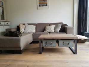 Industriële tafelpoten, Visgraat tafel, eetkamertafel, tafel, x poten van staal, matrix tafelpoot van staal, H tafelpoot van staal, stalen tafelpoten, stalen tafelpoot op maat. Eetkamertafel op maat, tafel op maat. Eiken tafel, boomstam tafel, ovale tafel, zwarte tafel. Tafel met stalen rand, zwart tafel, vergadertafel, salontafel, industriële tafel, stalen tafelpoten op maat, maatwerk tafel