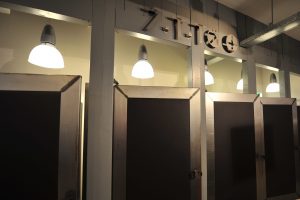 Interieur, interieurstylist, interieurarchitect, horeca interieur, horeca, winkel winkelinterieur, bar voetsteps, flessenhemel, flessenrek, baropbouw, tafel, tafels, balustrade, balustrade op maat, design, interieurontwerp, café, bar, hotel, restaurant, wijnkast, wijnrek, industrieel wijnrek, industriële wijnkast, horeca aankleding, industrieel kledingrek, broekenwand, broekenkast, industriële kledingrekken, kassa, vitrine, vitrinekast, zwart staal, staal op maat, op maat gemaakt, gecoat, 3d tekeningen, interieurbouw, interieur op maat, tafelpoten, barkruk, glazenrek, paskamer, design, staal, RVS, kast van staal, stalen deuren, deuren van staal, deuren van staal en glas, ontwerp, op maat, trap, aankleding, industriële wijnkast, industrieel wijnrek, windscherm, terras, fietsenrek, fietsenhok, lamp, lampen, verlichting, rek,