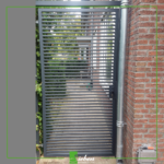Stalen poort op maat by Siebendesign.nl, design maatwerk poort, tuin afsluiten