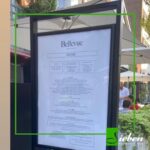 Horeca interieur en terras op maat gemaakt door Siebendesign.nl Menukaart buiten