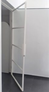Witte Stalen Deuren Op Maat, Siebendesign.nl, Scharnierdeuren Van Staal, Taatsdeuren Wit