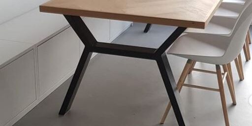 Industriële tafelpoten, Visgraat tafel, eetkamertafel, tafel, x poten van staal, matrix tafelpoot van staal, H tafelpoot van staal, stalen tafelpoten, stalen tafelpoot op maat. Eetkamertafel op maat, tafel op maat. Eiken tafel, boomstam tafel, ovale tafel, zwarte tafel. Tafel met stalen rand, zwart tafel, vergadertafel, salontafel, industriële tafel, stalen tafelpoten op maat, maatwerk tafel