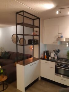 keuken opbouw van staal, Interieur, interieurstylist, interieurarchitect, horeca interieur, horeca, winkel winkelinterieur, bar voetsteps, flessenhemel, flessenrek, baropbouw, tafel, tafels, balustrade, balustrade op maat, design, interieurontwerp, café, bar, hotel, restaurant, wijnkast, wijnrek, industrieel wijnrek, industriële wijnkast, horeca aankleding, industrieel kledingrek, broekenwand, broekenkast, industriële kledingrekken, kassa, vitrine, vitrinekast, zwart staal, staal op maat, op maat gemaakt, gecoat, 3d tekeningen, interieurbouw, interieur op maat, tafelpoten, barkruk, glazenrek, paskamer, design, staal, RVS, kast van staal, stalen deuren, deuren van staal, deuren van staal en glas, ontwerp, op maat, trap, aankleding, industriële wijnkast, industrieel wijnrek, windscherm, terras, fietsenrek, fietsenhok, lamp, lampen, verlichting, rek, trapleuning, traphekje, , balustrade op maat, balustrade van staal, industriële wandkast, industriële kast, leuning, kapstok, schoenenrek, wandplank, vakjeskast van staal, industriële vakjeskast, stalen deuren, deuren van staal, stalen deuren op maat, deuren van staal op maat, taatsdeuren van staal, schuifdeuren van staal, stalen schuifdeuren, tafelpoten van staal, matrixpoten van staal. Kruispoten van staal. Onderstel van staal, tv-wand van staal,